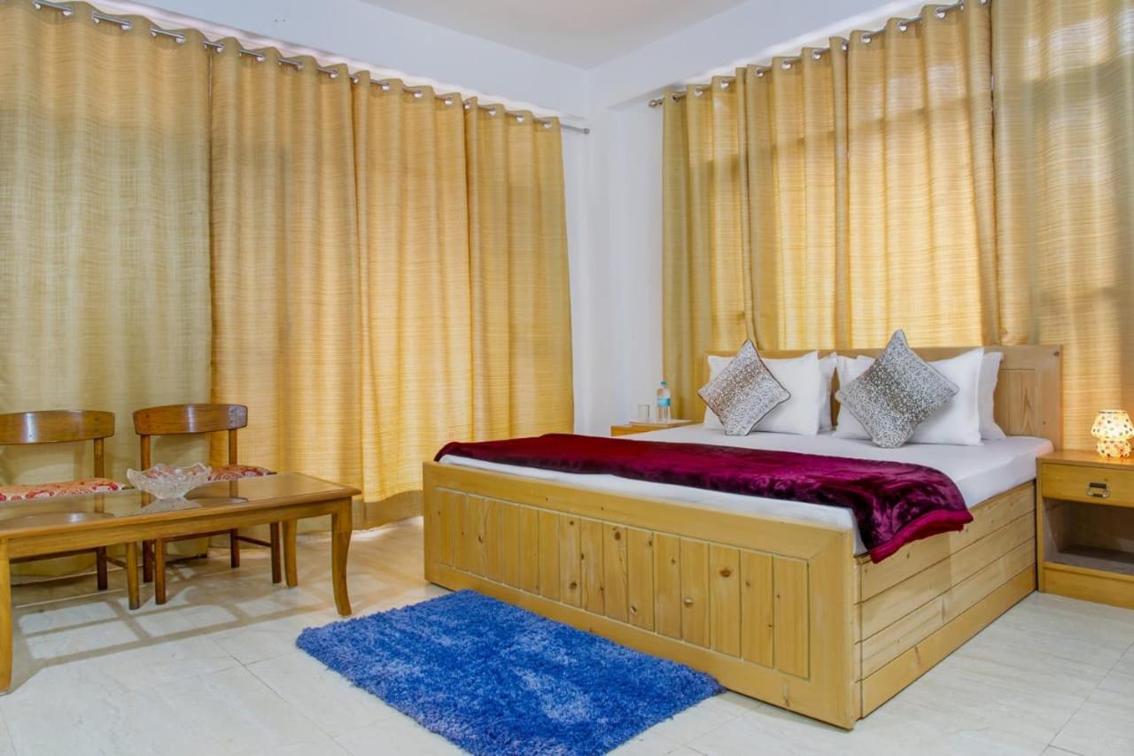The Western Heights I Serviced Apartments I Pvt Balcony I Lift I Peacefull Area I Family Accomodation I Kasauli I By Exotic Stays Buitenkant foto